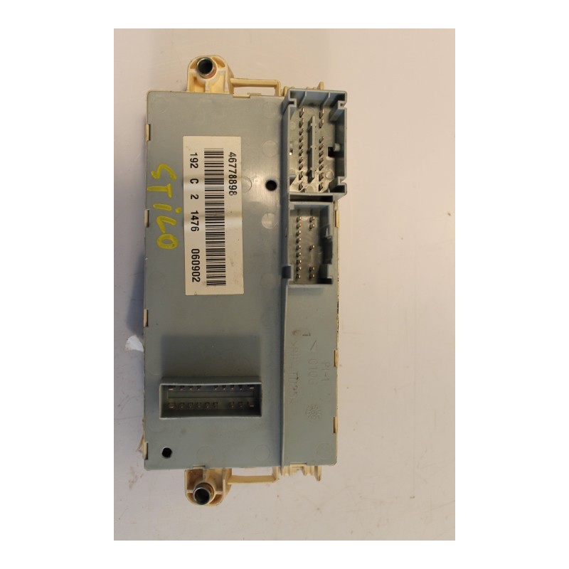 FIAT- STILO - Ασφαλειοθήκη--