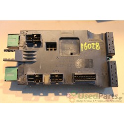 MERCEDES- VITO - Ασφαλειοθήκη---ΕΤΟΣ:2000