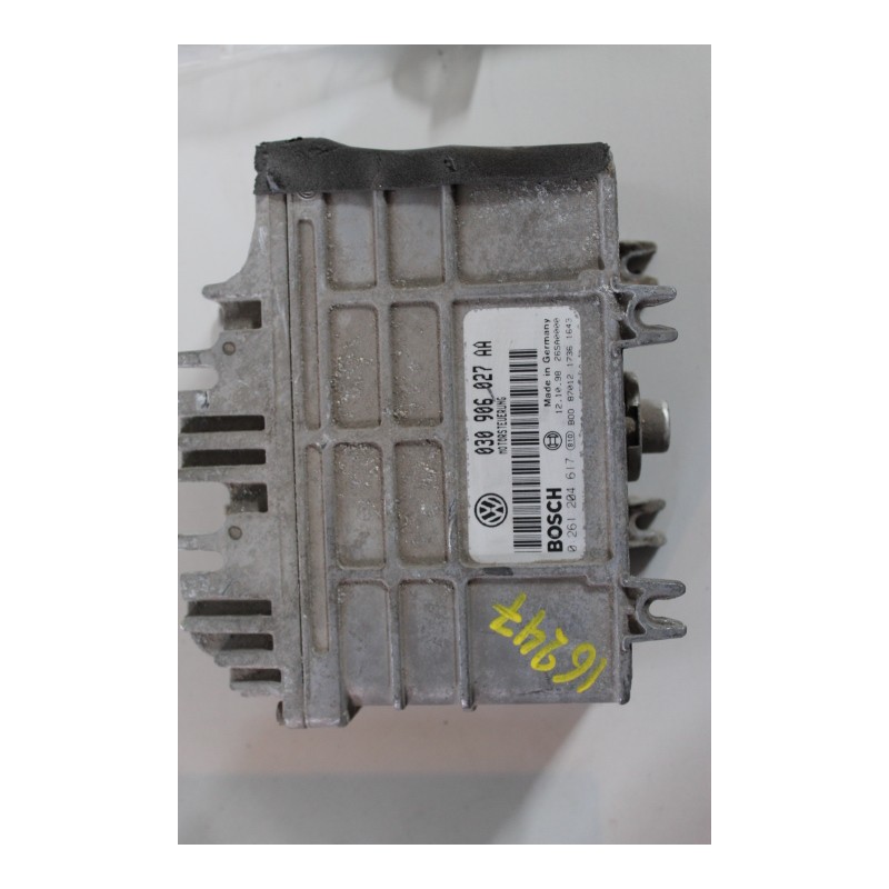 VW- POLO - Εγκέφαλος--0261204617 030906027AA-ΕΤΟΣ:1997. Μεταχειρισμένα ανταλλακτικά αυτοκινήτων www.usedparts.gr--- Απόσυρση αυτ