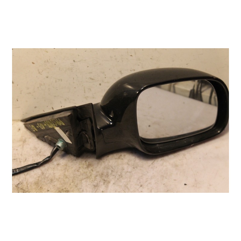 VW- PASSAT - Καθρέπτης-Δεξιά-ΗΛΕΚΤΡΙΚΟΣ-ΕΤΟΣ:2003 Μεταχειρισμένα ανταλλακτικά αυτοκινήτων www.usedparts.gr--- Απόσυρση αυτοκινήτ