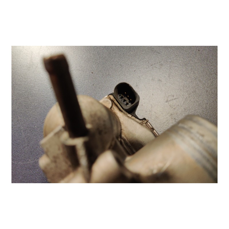 AUDI - A3 - Πεταλούδα γκαζιού - ΚΩΔΙΚΟΣ ΜΗΧΑΝΗΣ:  - ΚΥΒΙΚΑ:  - ΕΤΟΣ: 2001 - ΚΩΔ.ΚΑΤ/ΣΤΗ: 030133062C 0280750095.Μεταχειρισμένα αν