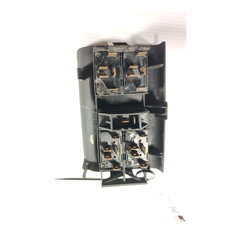 AUDI - A4 - Διακόπτης παραθύρων - 5ΠΟΡΤΟ - ΕΤΟΣ: 1998 - ΚΩΔ.ΚΑΤ/ΣΤΗ: ΤΕΤΡΑΠΛΟΣ.Μεταχειρισμένα ανταλλακτικά αυτοκινήτων www.usedp