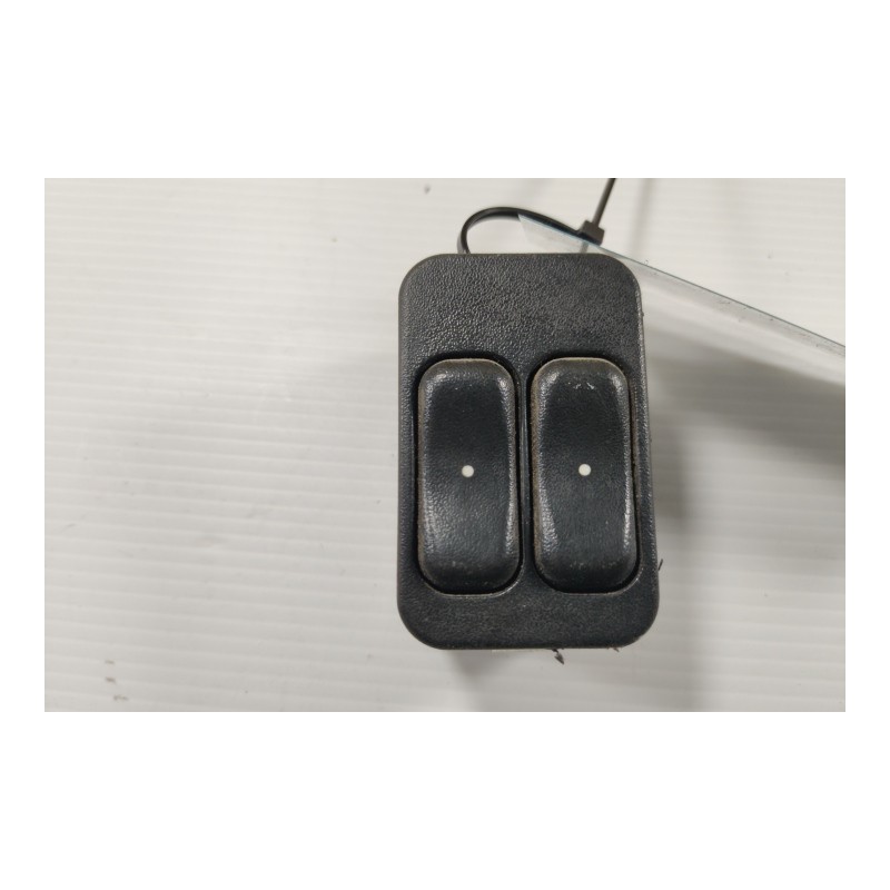 OPEL - CORSA - Διακόπτης παραθύρων - 5ΠΟΡΤΟ - ΕΤΟΣ: 2004 - ΚΩΔ.ΚΑΤ/ΣΤΗ: 6PIN 13363202 24409205 EATON.Μεταχειρισμένα ανταλλακτικά