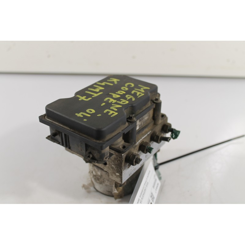 RENAULT - MEGANE - Μονάδα ABS -  - ΘΕΣΗ:  - ΕΤΟΣ: 2004 - ΚΩΔ.ΚΑΤ/ΣΤΗ: 0265231300  8200038695.Μεταχειρισμένα ανταλλακτικά αυτοκιν