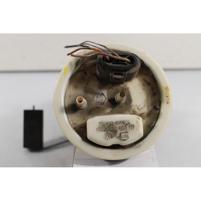 VW - POLO - Αντλία βεντζίνης - ΚΩΔΙΚΟΣ ΜΗΧΑΝΗΣ:  - ΚΥΒΙΚΑ:  - ΕΤΟΣ: 2000 - ΚΩΔ.ΚΑΤ/ΣΤΗ: 6N0919051N  228233003001.Μεταχειρισμένα