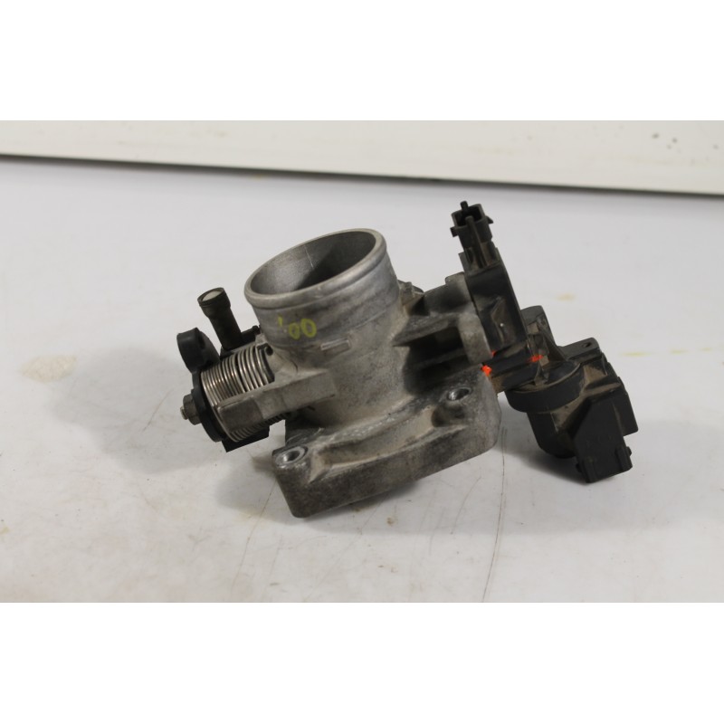 HYUNDAI - ACCENT - Πεταλούδα γκαζιού - ΚΩΔΙΚΟΣ ΜΗΧΑΝΗΣ:  - ΚΥΒΙΚΑ:  - ΕΤΟΣ: 2000 - ΚΩΔ.ΚΑΤ/ΣΤΗ: 35150-22600  .Μεταχειρισμένα αντ