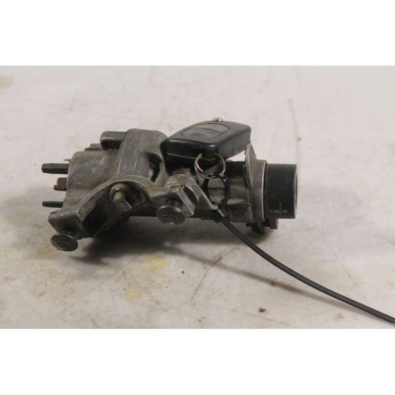 VW - GOLF - Μαγνητικός διακόπτης μίζας -  - ΕΤΟΣ: 2000 - ΚΩΔ.ΚΑΤ/ΣΤΗ: .Μεταχειρισμένα ανταλλακτικά αυτοκινήτων www.usedparts.gr.