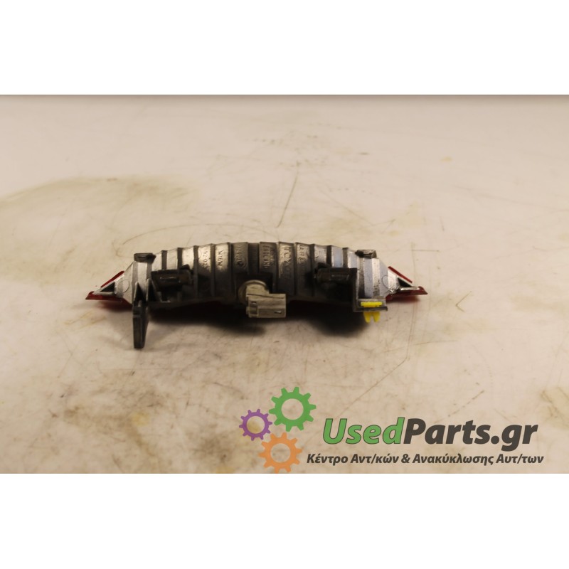 TOYOTA - YARIS - Φανάρι πίσω -  - ΘΕΣΗ:  - ΕΤΟΣ: 2001 - ΚΩΔ.ΚΑΤ/ΣΤΗ: ΤΡΙΤΟ ΣΤΟΠ.Μεταχειρισμένα ανταλλακτικά αυτοκινήτων www.used