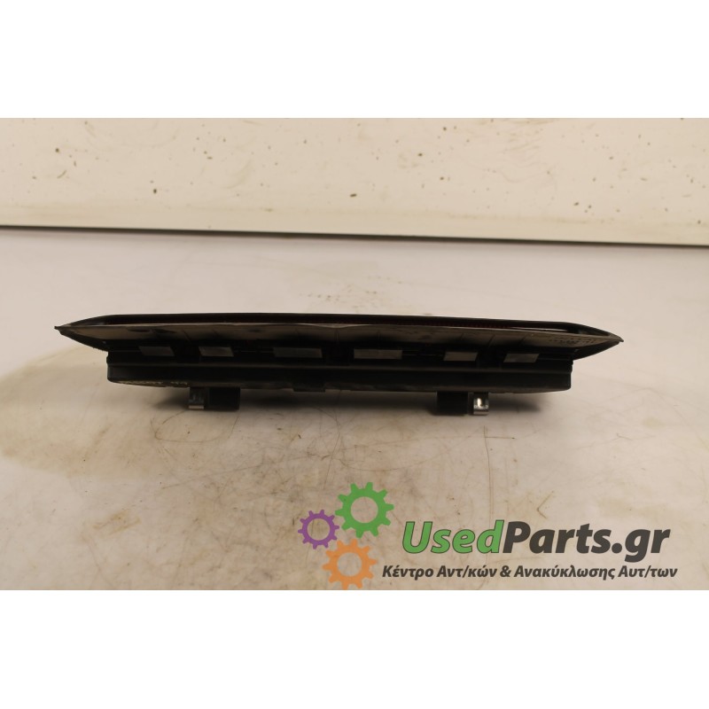 VW - PASSAT - Φανάρι πίσω -  - ΘΕΣΗ:  - ΕΤΟΣ: 1999 - ΚΩΔ.ΚΑΤ/ΣΤΗ: ΤΡΙΤΟ ΣΤΟΠ.Μεταχειρισμένα ανταλλακτικά αυτοκινήτων www.usedpar