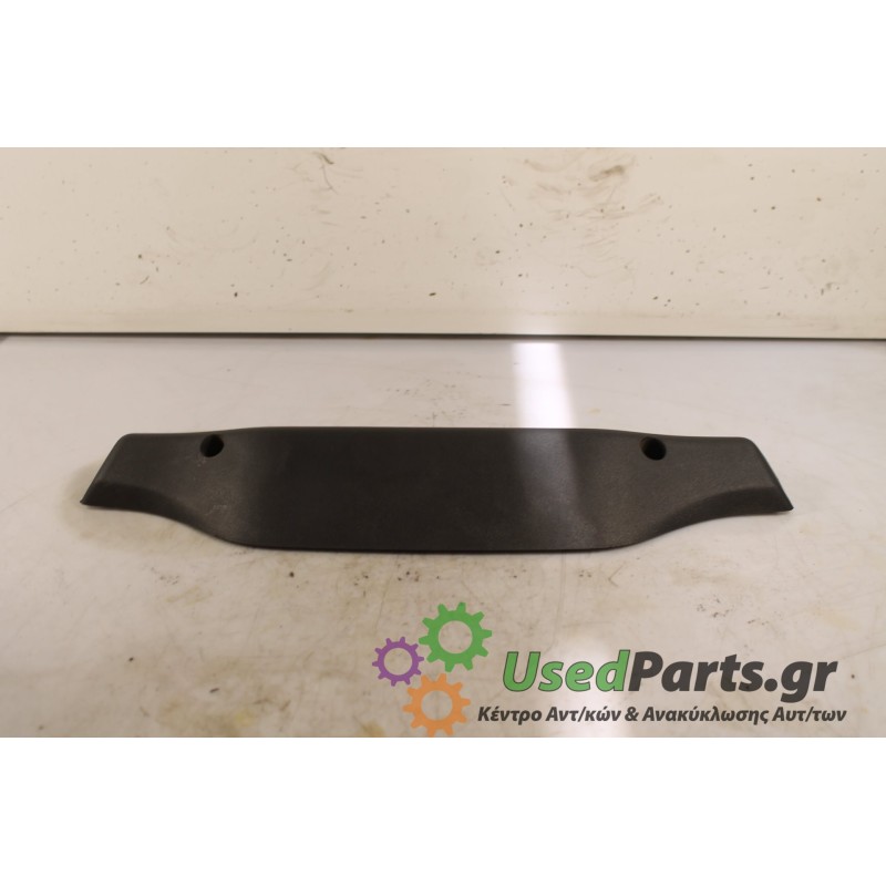 FIAT - PUNTO - Φανάρι πίσω -  - ΘΕΣΗ: Πίσω - ΕΤΟΣ: 2002 - ΚΩΔ.ΚΑΤ/ΣΤΗ: ΤΡΙΤΟ ΣΤΟΠ.Μεταχειρισμένα ανταλλακτικά αυτοκινήτων www.us