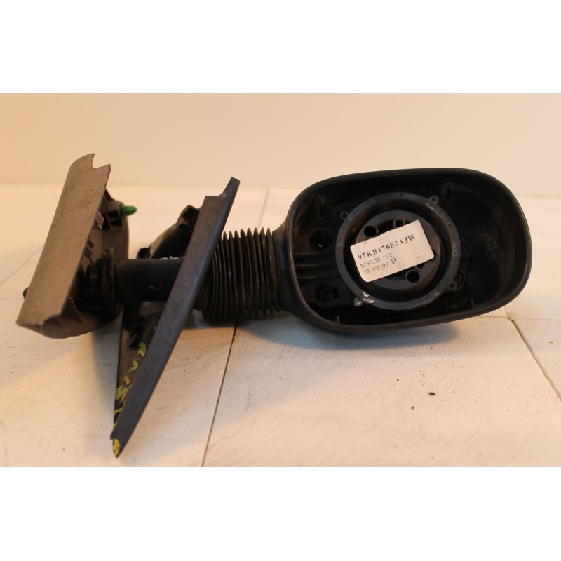 FORD - KA - ΠΛΑΣΤΙΚΟ ΚΑΛΥΜΜΑ ΚΑΘΡΕΠΤΗ.