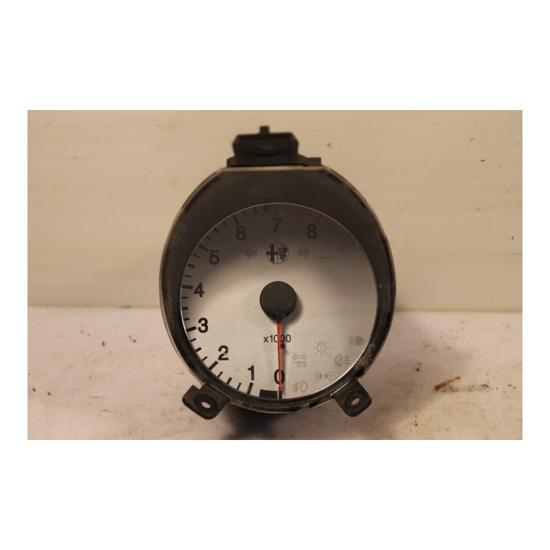 ALFA ROMEO- 156 - Καντράν οργάνων--ΣΤΡΟΦΟΜΕΤΡΟ