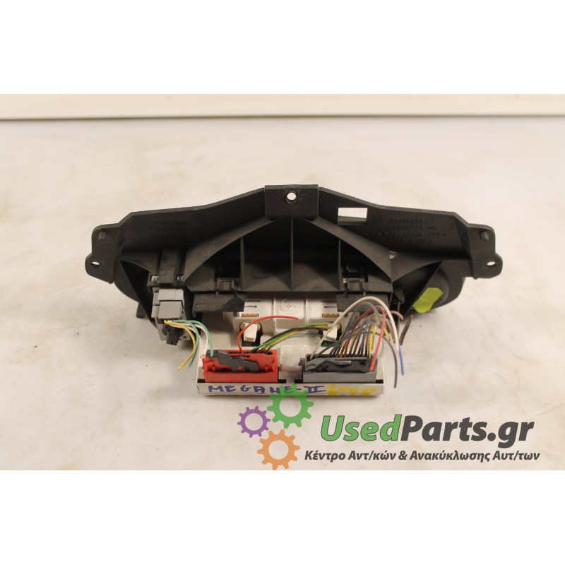 RENAULT - MEGANE - Οθόνη -  - ΕΤΟΣ: 2000 - ΚΩΔ.ΚΑΤ/ΣΤΗ: P8200028364A.Μεταχειρισμένα ανταλλακτικά αυτοκινήτων www.usedparts.gr.Απ