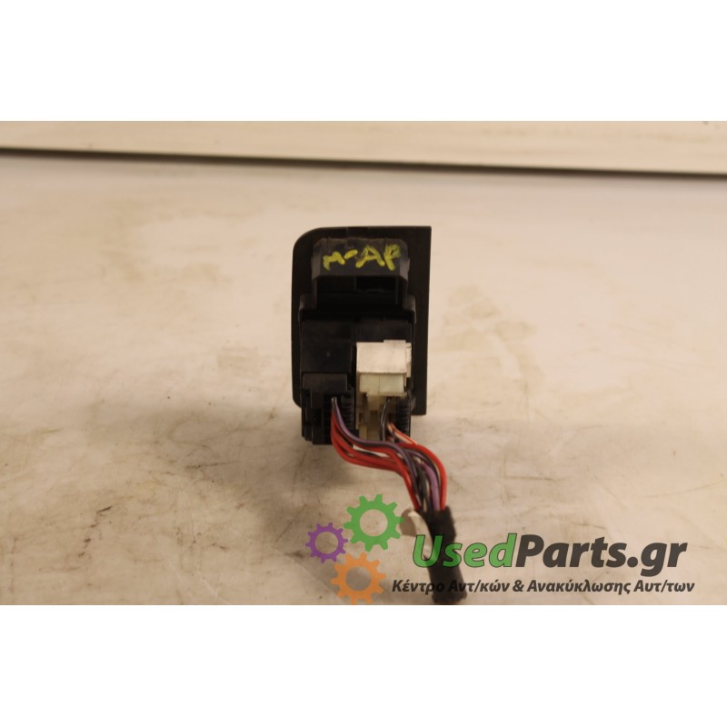 FIAT - PUNTO - Διακόπτης παραθύρων -  - ΕΤΟΣ: 1996 - ΚΩΔ.ΚΑΤ/ΣΤΗ: .Μεταχειρισμένα ανταλλακτικά αυτοκινήτων www.usedparts.gr.Απόσ