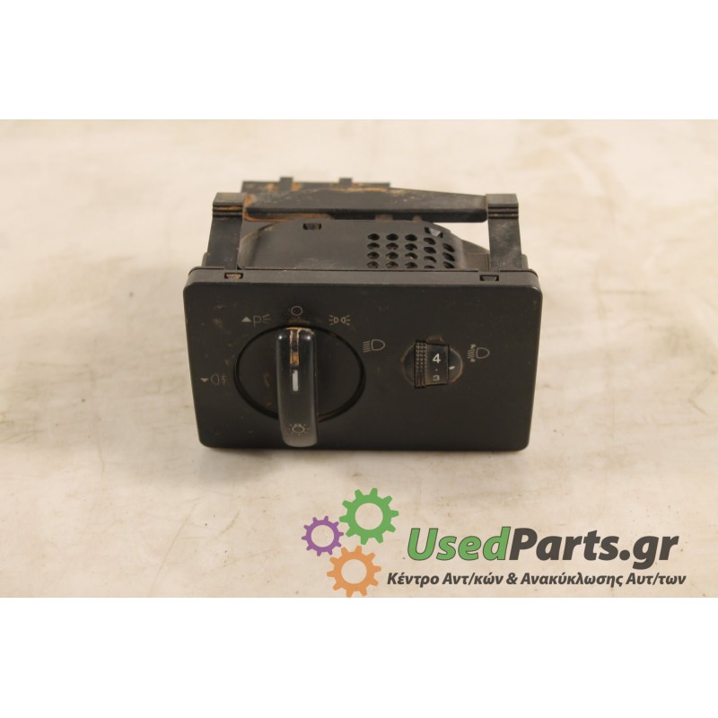 FORD - FOCUS - Διακόπτες -  - ΕΤΟΣ: 2005 - ΚΩΔ.ΚΑΤ/ΣΤΗ: 4M5T13A024EA.Μεταχειρισμένα ανταλλακτικά αυτοκινήτων www.usedparts.gr.Απ