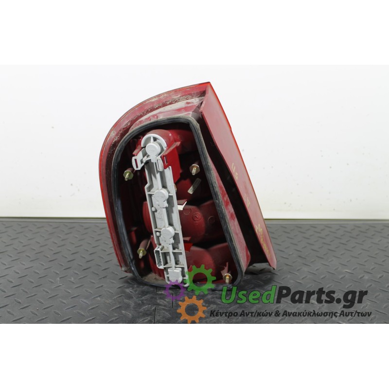 SKODA - FABIA - Φανάρι πίσω - 5ΠΟΡΤΟ - ΘΕΣΗ: Πίσω δεξιά - ΕΤΟΣ: 1999-2007 - ΚΩΔ.ΚΑΤ/ΣΤΗ: .Μεταχειρισμένα ανταλλακτικά αυτοκινήτω