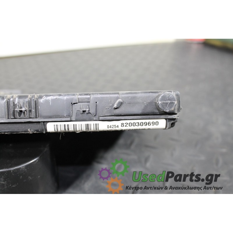 RENAULT - MEGANE - Εγκέφαλος ECU -  - ΕΤΟΣ: 2002-2005 - ΚΩΔ.ΚΑΤ/ΣΤΗ: 8200309690<br />