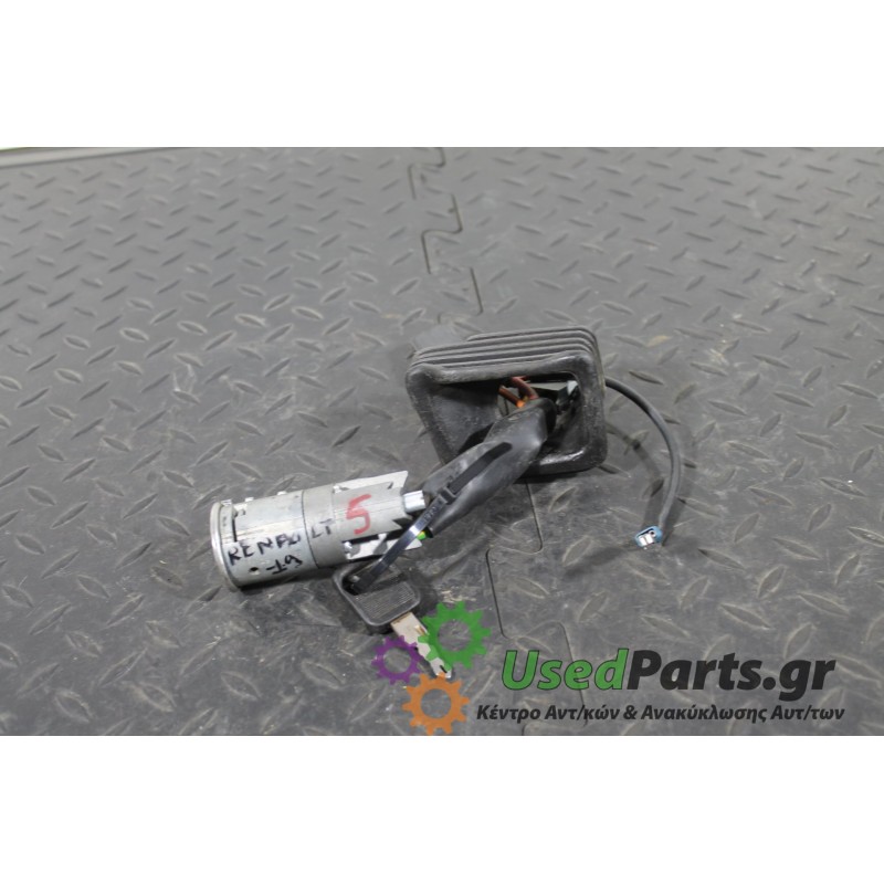 RENAULT - R19 - Κλειδαριά τιμονιού -  - ΘΕΣΗ:  - ΕΤΟΣ: 1992-1995 - ΚΩΔ.ΚΑΤ/ΣΤΗ: <br /><br />