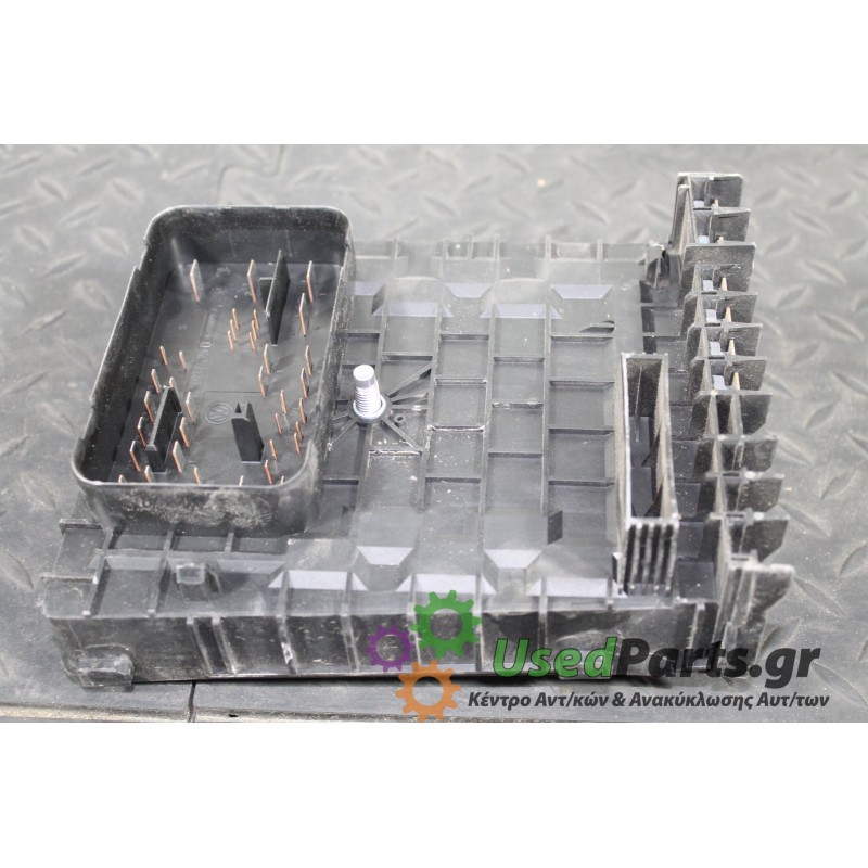 VW - GOLF - Ασφαλειοθήκη μηχανής -  - ΕΤΟΣ: 2009-2014 - ΚΩΔ.ΚΑΤ/ΣΤΗ: 1K0939125D<br /><br />