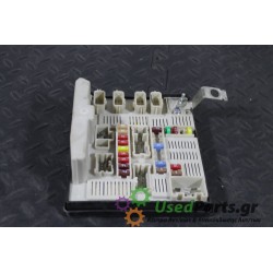 RENAULT - MEGANE SCENIC - Ασφαλειοθήκη μηχανής -  - ΕΤΟΣ: 2003-2009 - ΚΩΔ.ΚΑΤ/ΣΤΗ: 8200481866<br /><br />