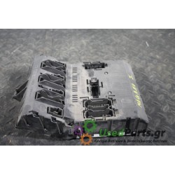 RENAULT - MEGANE - Ασφαλειοθήκη καμπίνας -  - ΕΤΟΣ: 1996-1998 - ΚΩΔ.ΚΑΤ/ΣΤΗ: 7703297783J<br /><br />