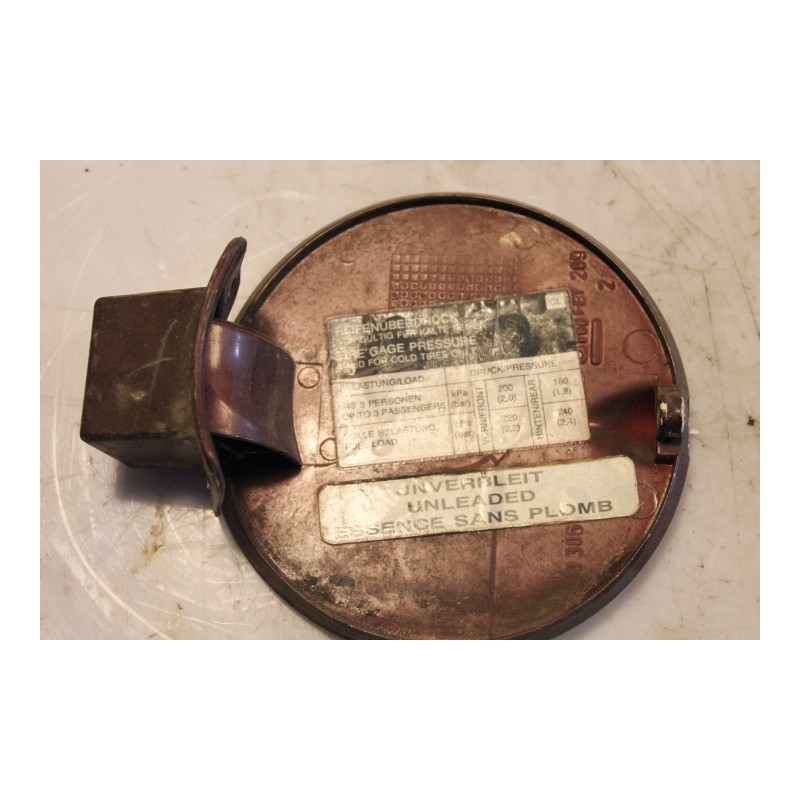 OPEL- VECTRA - Πορτάκι Βεντζίνης--VECTRA A