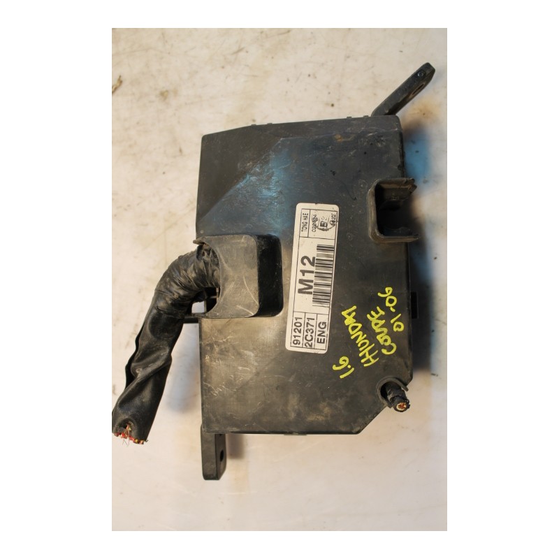 HYUNDAI- COUPE - Ασφαλειοθήκη--1.6CC