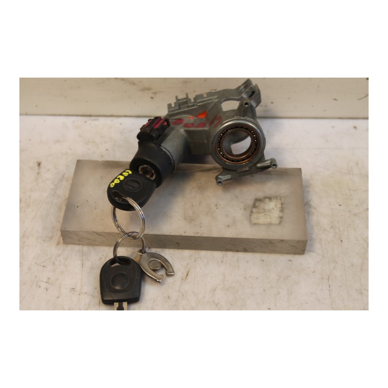 SEAT- CORDOBA - Κλειδαριά--ΜΗΧΑΝΗΣ  ΜΕ ΚΛΕΙΔΙ