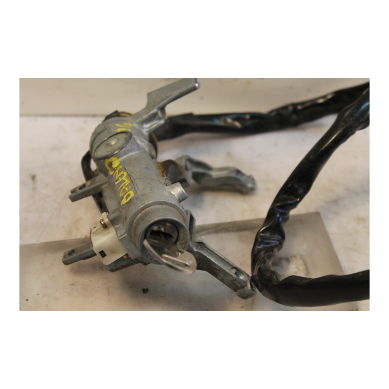 SUZUKI- BALENO - Κλειδαριά--ΜΗΧΑΝΗΣ  ΜΕ ΚΛΕΙΔΙ