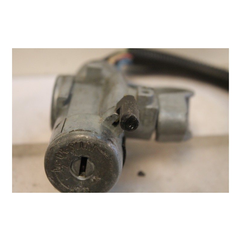 NISSAN- CHERRY - Κλειδαριά--ΜΗΧΑΝΗΣ