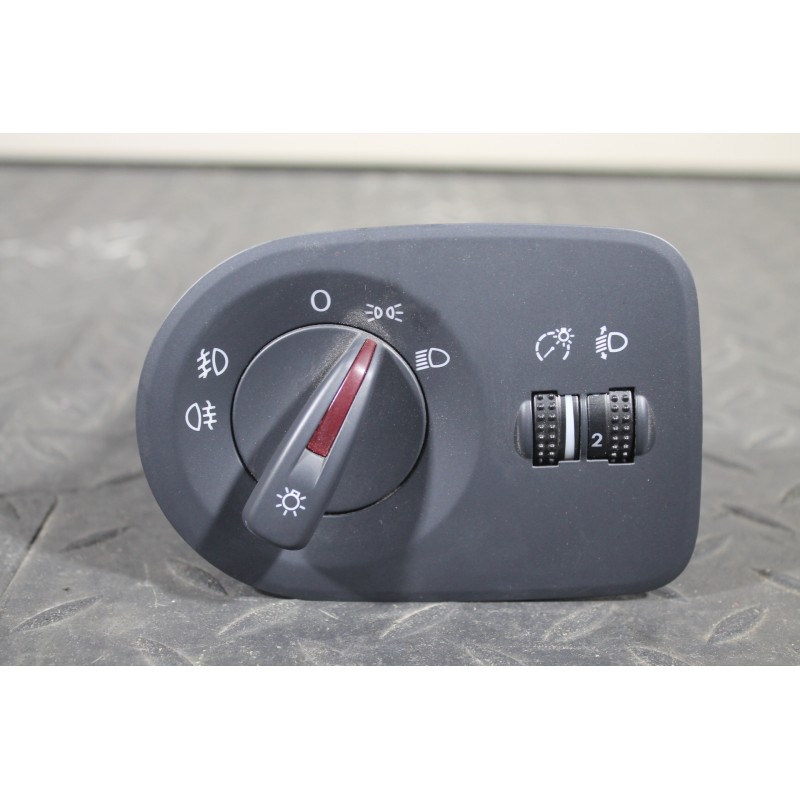 SEAT - IBIZA - Διακόπτης φώτων - 2ΠΟΡΤΟ - ΕΤΟΣ: 2012-2015 - ΚΩΔ.ΚΑΤ/ΣΤΗ: TC46J1941531AL  J1ALT  07S<br /><br />