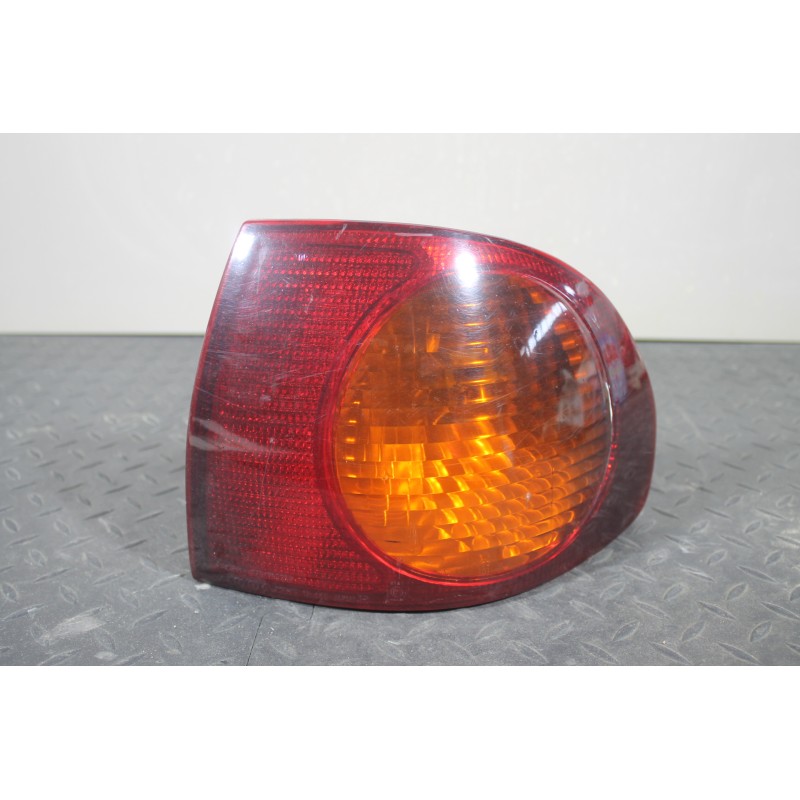 TOYOTA - COROLLA - Φανάρι πίσω - ΣΕΝΤΑΝ - ΘΕΣΗ: Πίσω δεξιά - ΕΤΟΣ: 1997-2002 - ΚΩΔ.ΚΑΤ/ΣΤΗ: <br /><br />
