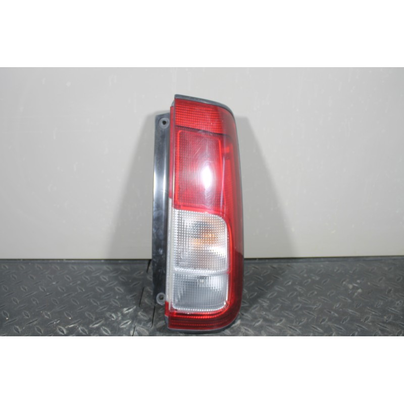 SUZUKI - IGNIS - Φανάρι πίσω - 5ΠΟΡΤΟ - ΘΕΣΗ: Πίσω δεξιά - ΕΤΟΣ: 2000-2008 - ΚΩΔ.ΚΑΤ/ΣΤΗ: <br /><br />