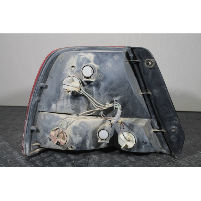 HYUNDAI - ACCENT - Φανάρι πίσω - 2ΠΟΡΤΟ - ΘΕΣΗ: Πίσω δεξιά - ΕΤΟΣ: 1999-2002 - ΚΩΔ.ΚΑΤ/ΣΤΗ: <br /><br />