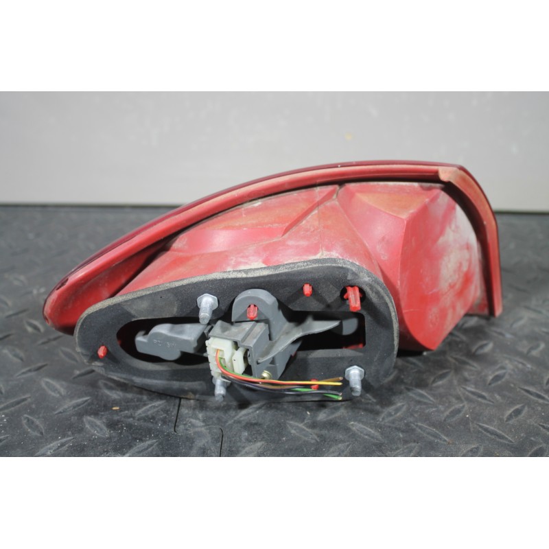 ALFA ROMEO - 147 - Φανάρι πίσω - 2ΠΟΡΤΟ - ΘΕΣΗ: Πίσω δεξιά - ΕΤΟΣ: 2000-2010 - ΚΩΔ.ΚΑΤ/ΣΤΗ: <br /><br />