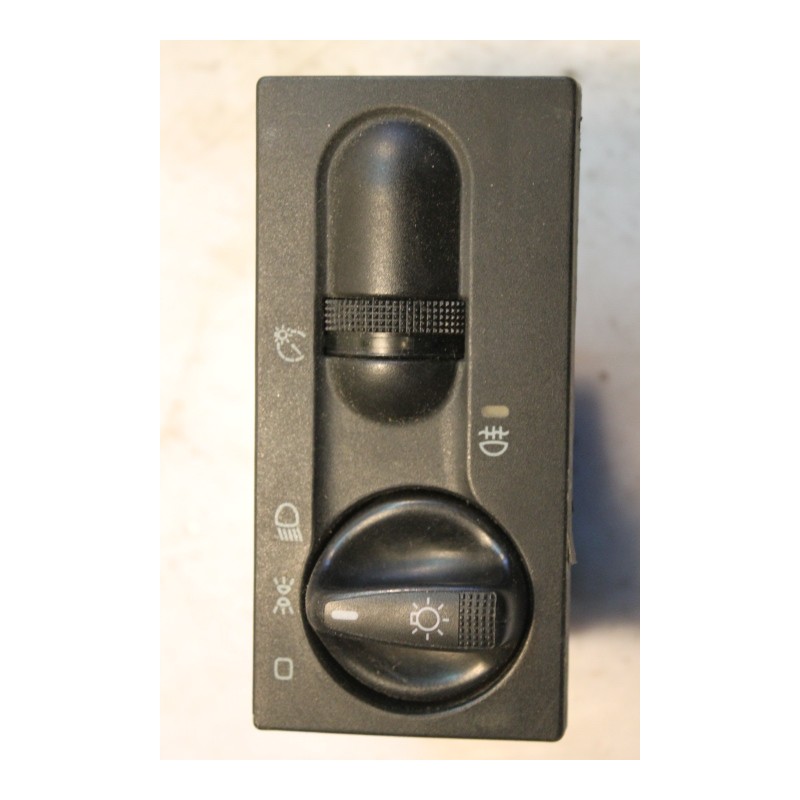 VW- GOLF - Διακόπτης--ΦΩΤΩΝ  GTI