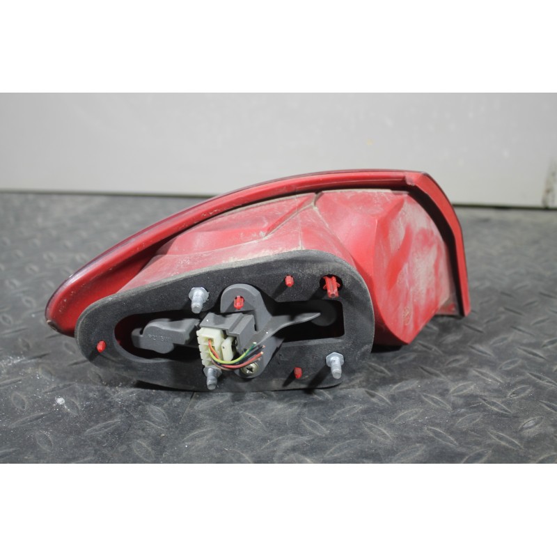 ALFA ROMEO - 147 - Φανάρι πίσω - 2ΠΟΡΤΟ - ΘΕΣΗ: Πίσω δεξιά - ΕΤΟΣ: 2000-2010 - ΚΩΔ.ΚΑΤ/ΣΤΗ: <br /><br />