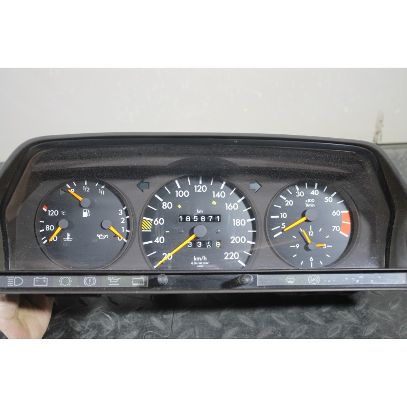 MERCEDES - W201 - Καντράν - ΣΕΝΤΑΝ - ΕΤΟΣ: 1984-1993 - ΚΩΔ.ΚΑΤ/ΣΤΗ: 2015439422  110008346480  2015422367<br /><br />