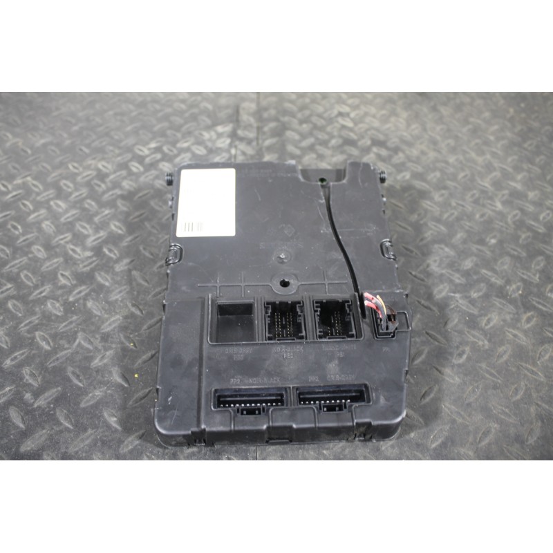 RENAULT - MEGANE - Ασφαλειοθήκη καμπίνας - 5ΠΟΡΤΟ - ΕΤΟΣ: 2005-2008 - ΚΩΔ.ΚΑΤ/ΣΤΗ: 8200780018    8200837620  8200780018A<br /><b