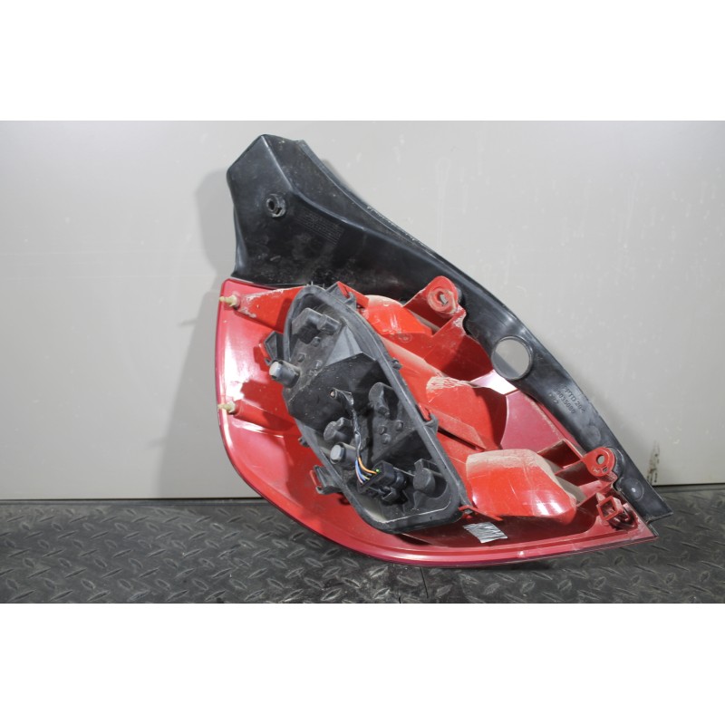 RENAULT - CLIO - Φανάρι πίσω - 5ΠΟΡΤΟ - ΘΕΣΗ: Πίσω δεξιά - ΕΤΟΣ: 2006-2009 - ΚΩΔ.ΚΑΤ/ΣΤΗ: <br /><br />