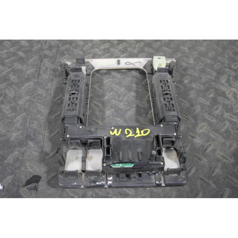 MERCEDES - W210 - Διακόπτης παραθύρων - COUPE - ΕΤΟΣ: 1996-1999 E - ΚΩΔ.ΚΑΤ/ΣΤΗ: <br /><br />