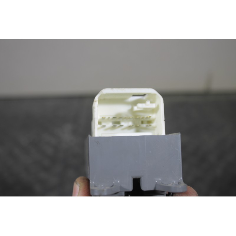 TOYOTA - AURIS - Διακόπτης παραθύρων - 5ΠΟΡΤΟ - ΕΤΟΣ: 2006-2010 - ΚΩΔ.ΚΑΤ/ΣΤΗ: <br /><br />