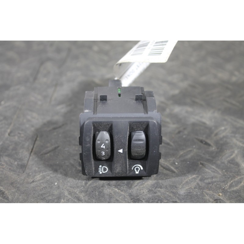 RENAULT - CLIO - Διακόπτης - 2ΠΟΡΤΟ - ΕΤΟΣ: 2006-2009 - ΚΩΔ.ΚΑΤ/ΣΤΗ: 8200711833B<br /><br />