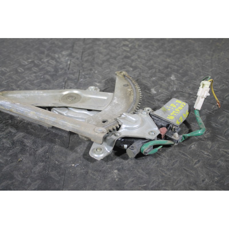 TOYOTA - COROLLA - Γρύλος παραθύρου - ΣΕΝΤΑΝ - ΘΕΣΗ: Εμπρός δεξιά - ΕΤΟΣ: 1997-2002 - ΚΩΔ.ΚΑΤ/ΣΤΗ: 85710-12220 8571012220<br /><