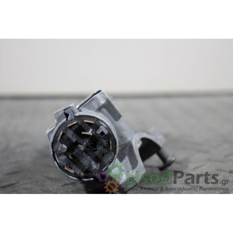 AUDI - A4 - Κλειδαριά τιμονιού - ΣΕΝΤΑΝ - ΘΕΣΗ:  - ΕΤΟΣ: 2000-2004 - ΚΩΔ.ΚΑΤ/ΣΤΗ: 4B0905851<br /><br />