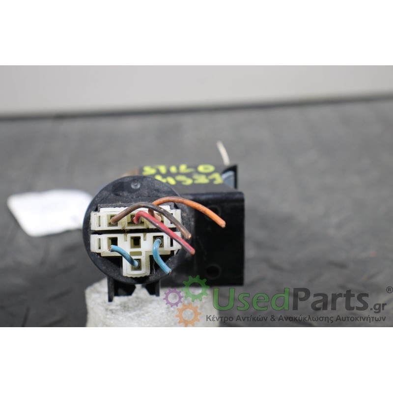 FIAT - STILO - Κλειδαριά τιμονιού - 2ΠΟΡΤΟ - ΘΕΣΗ:  - ΕΤΟΣ: 2001-2006 - ΚΩΔ.ΚΑΤ/ΣΤΗ: 61001500<br /><br />