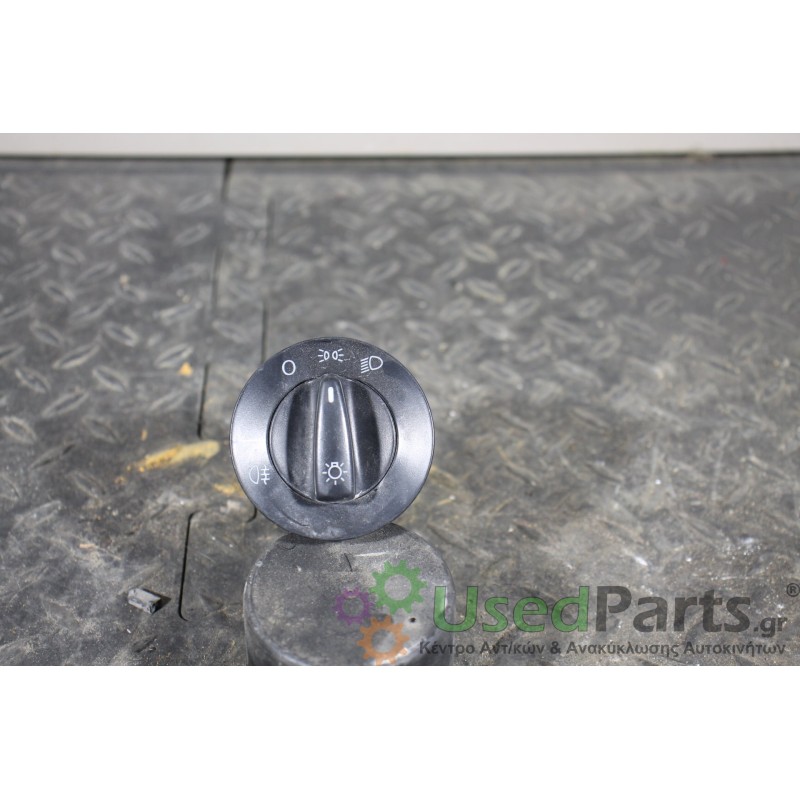 VW - GOLF - Διακόπτης παραθύρων - 5ΠΟΡΤΟ - ΕΤΟΣ: 1998-2004 - ΚΩΔ.ΚΑΤ/ΣΤΗ: TC41C0941531<br /><br />