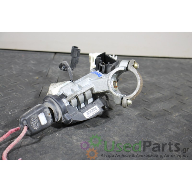 TOYOTA - AVENSIS - Κλειδαριά τιμονιού - ΣΕΝΤΑΝ - ΘΕΣΗ:  - ΕΤΟΣ: 1997-2003 - ΚΩΔ.ΚΑΤ/ΣΤΗ: 45020052<br /><br />