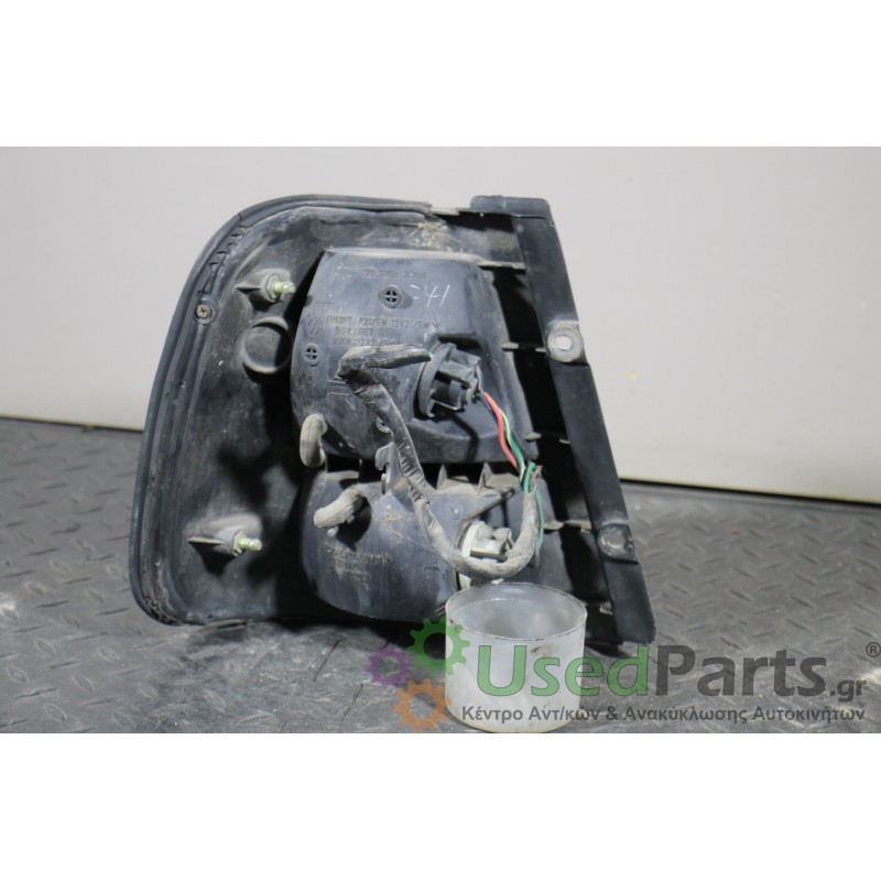 SUZUKI - SWIFT - Φανάρι πίσω - ΣΕΝΤΑΝ - ΘΕΣΗ: Πίσω δεξιά - ΕΤΟΣ: 1993-1995 - ΚΩΔ.ΚΑΤ/ΣΤΗ: <br /><br />