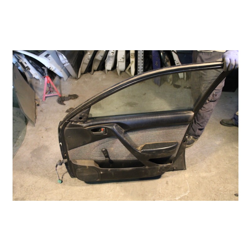 TOYOTA - CARINA - Πόρτα Μπροστά Δεξιά